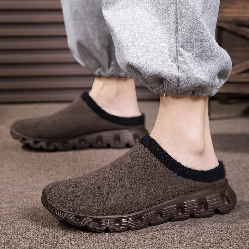 

2025 Winter Warm Slippers Men Women Plus Size Faux Fur Lined Indoor Outdoor Slides Thick Sole House Shoes Non-Slip Comfort