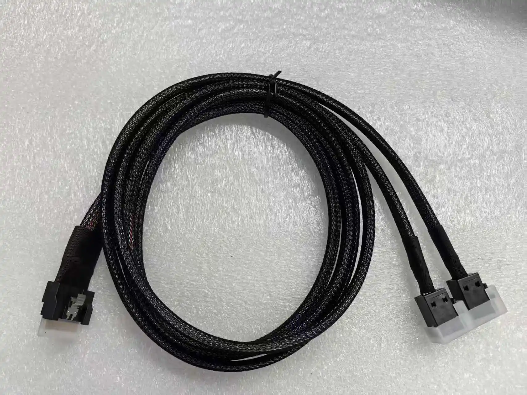 

Mini SAS Slimline SAS Slim 4.0 SFF-8654 8i 74pin to 2X SFF-8643 4i HD Cable