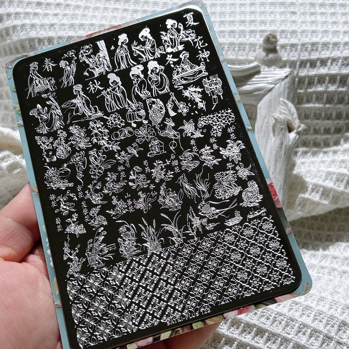 

Nail Art Stamping Plate, Stamping Steel Plate, Beginner-Friendly, No Hand Painting Needed, Nail Decoration Template, Spring, Summer, Autumn, Winter, Twelve Flower Gods, Heavy-Duty Embroidery Stamping Pattern, Nail Stamping Oil, Stamping Gel, Special Techn