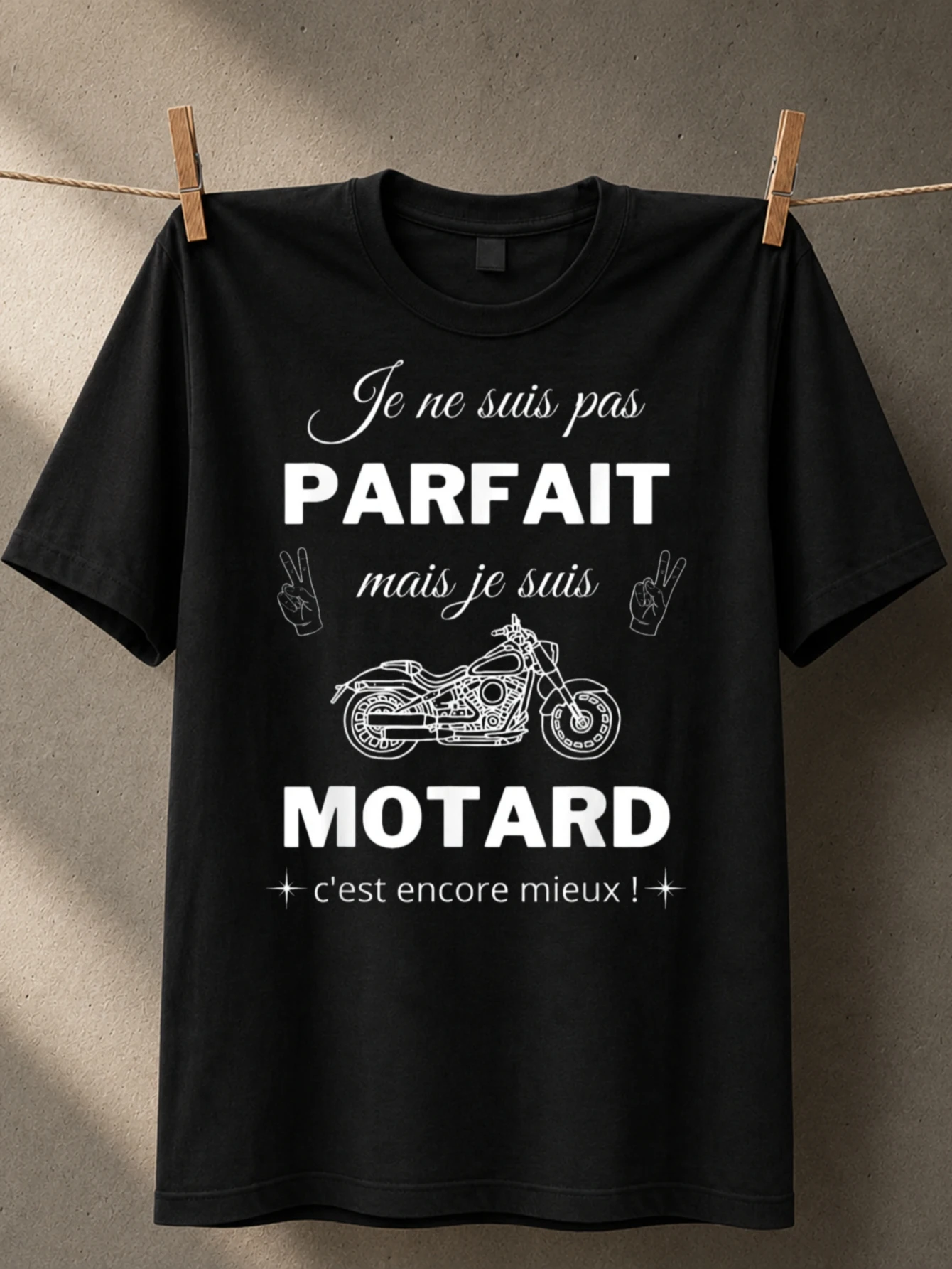 Je Ne Suis Pas Parfait French biker quote with  motorcycle line art and peace hand signs funny moto  Unisex All T-Shirt