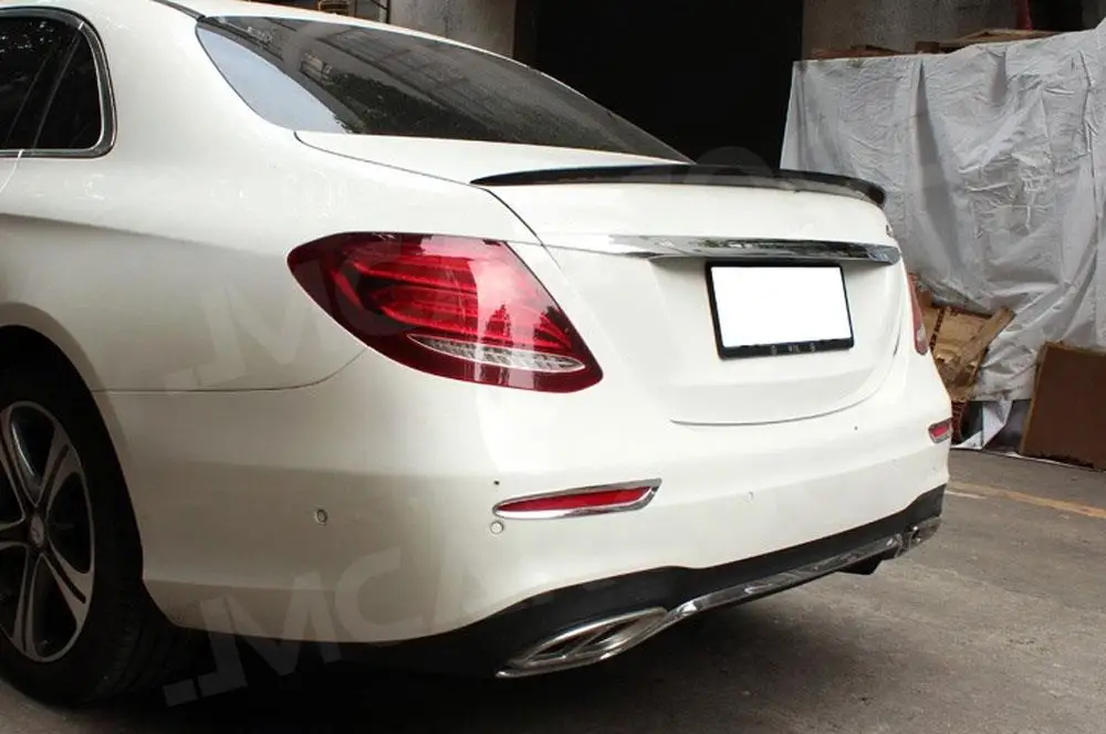 ألياف الكربون الخلفي سبويلر التمهيد الجذع أجنحة لمرسيدس بنز W213 4-Door سيدان E200 E220 E250 E300 AMG 2016 - 2019 FRP الجسم أطقم