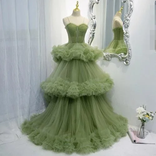 

Haute Customized green resembles a beautiful fairy maiden, elegant and refined Banquet socialite special occasion evening gowd