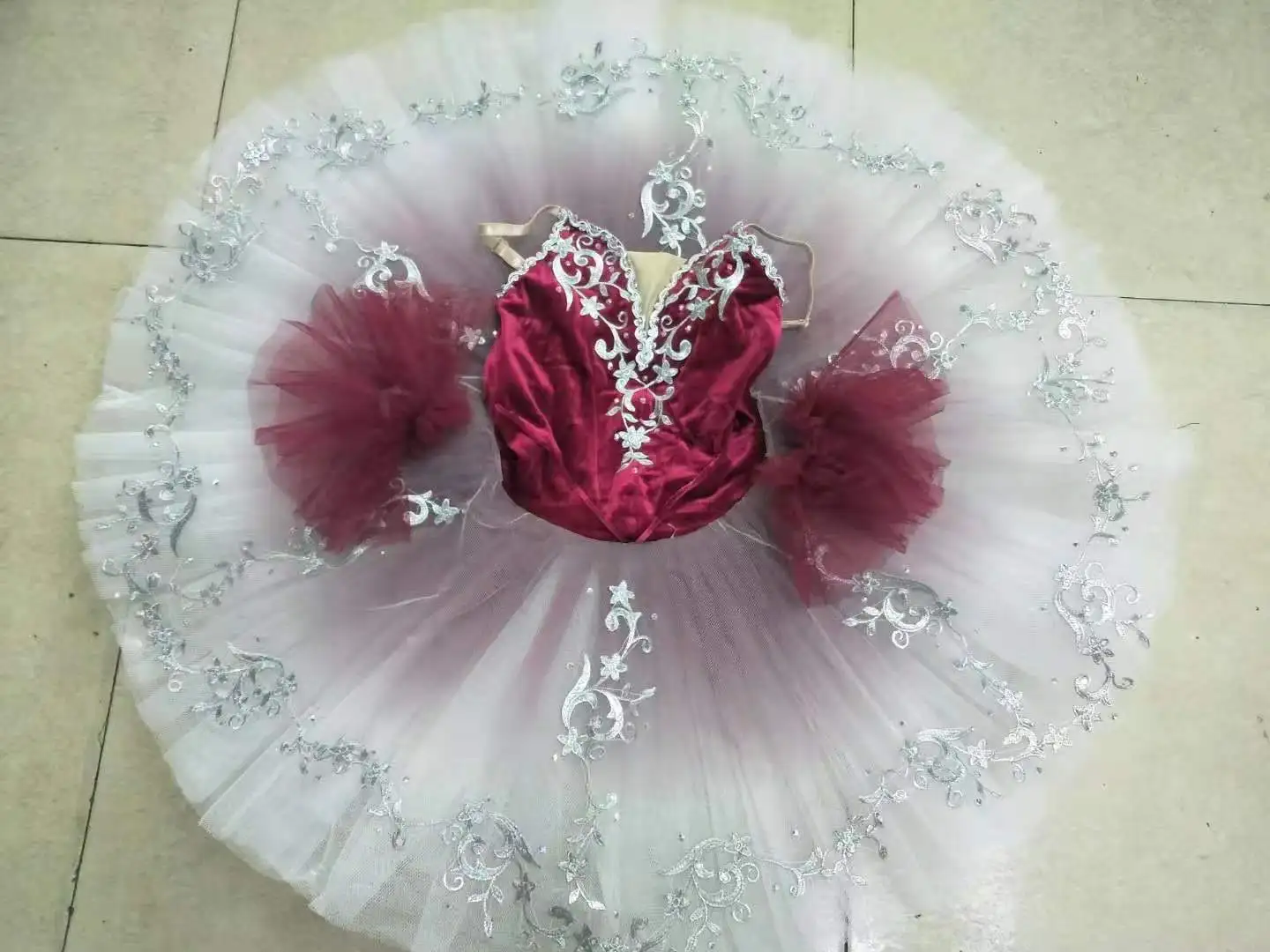 Nouveau Jupe de Ballet costumes Tutu de crêpes classiques professionnels
