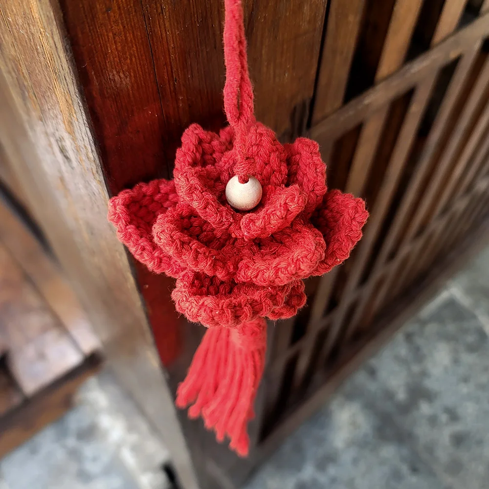 مجموعة واحدة من مجموعة مكرامية اللوتس المعلقة على الحائط مع برامج تعليمية خطوة بخطوة للمبتدئين، لوازم يدوية ذاتية الصنع.