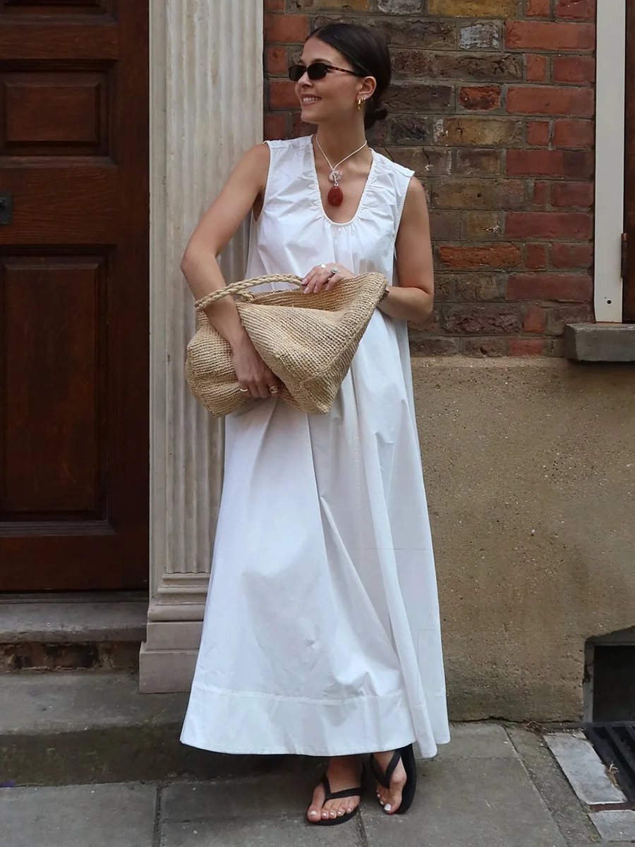 Wolfeel 2026 Damen Sommer Neues Ärmelloses Einfarbiges Kleid Erfrischendes Atmungsaktives Urlaubs-Freizeitkleid mit U-Ausschnitt Locker Sitzendes Maxikleid