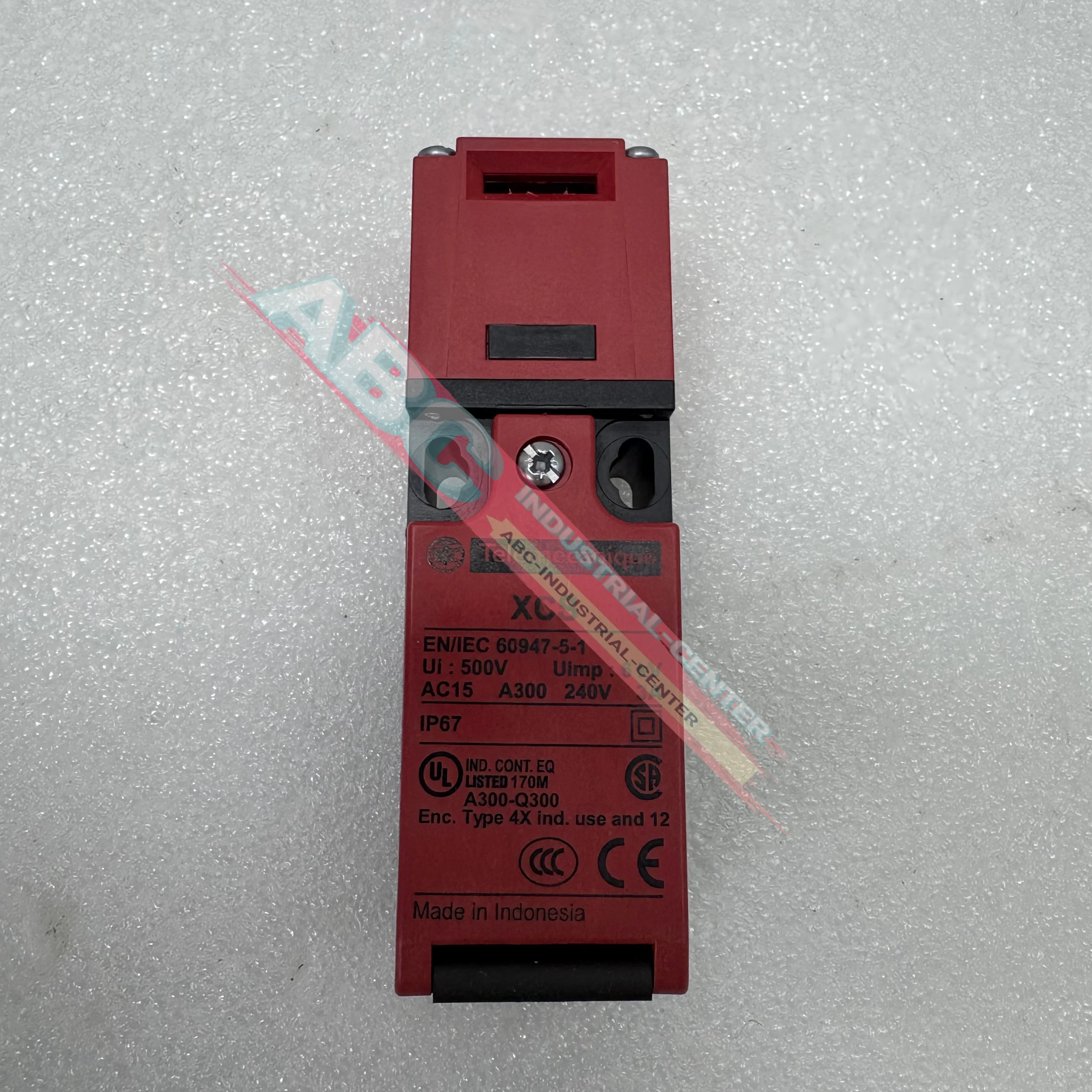 

Бренд XCSPA792, новый концевой выключатель безопасности