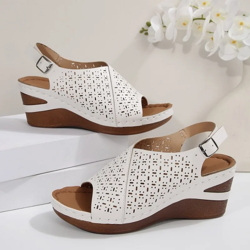 Keil Sandalen für Frauen Sommer 2026 Chunky Plattform Rom Schuhe Frau Plus Größe Vintage High Heels Sandalen Weibliche 43