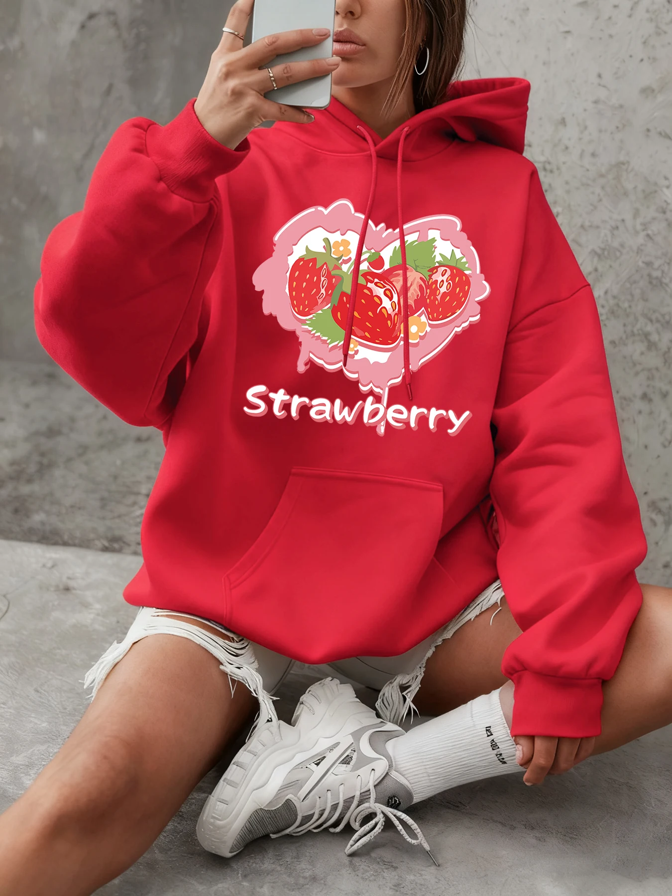 القلب الفراولة تصميم طباعة الشارع قمم المرأة مريحة الدافئة هوديي بلوزات الشتاء الناعمة طويلة الأكمام البساطة الملابس #1