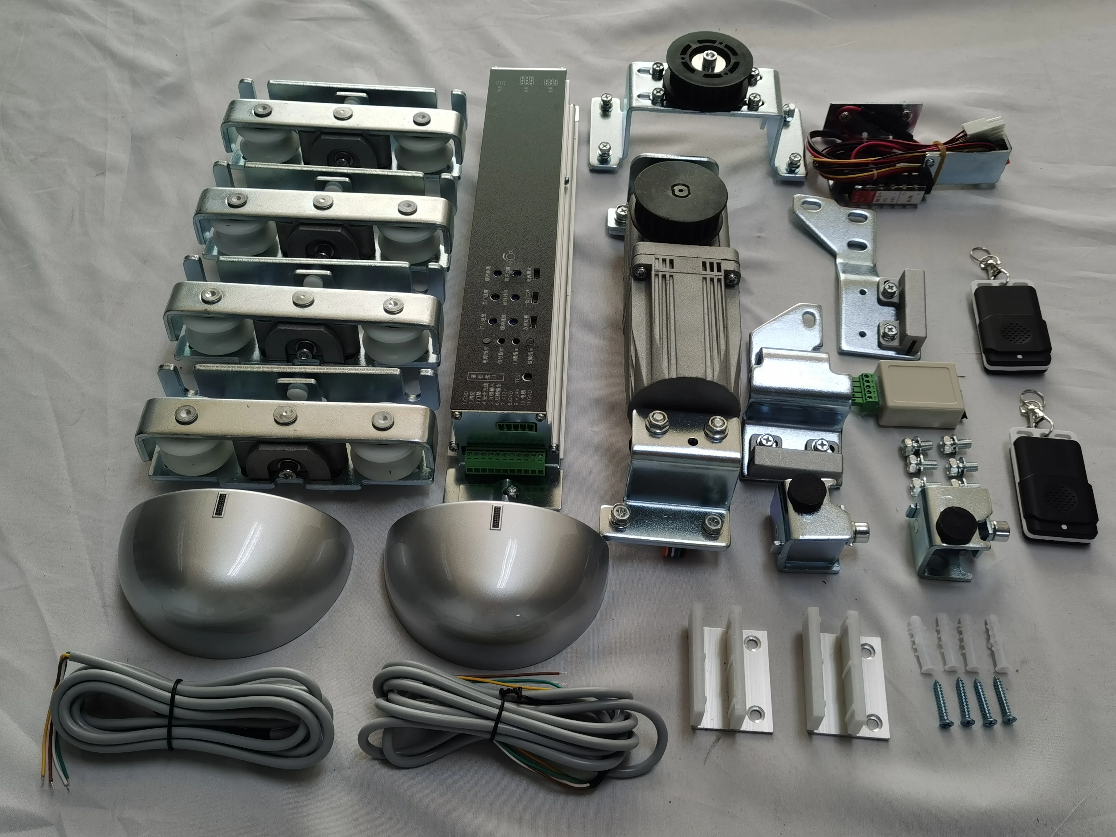 Sensore di sicurezza con peso massimo da 300 kg per apriporta in vetro ampiamente utilizzato in ufficio