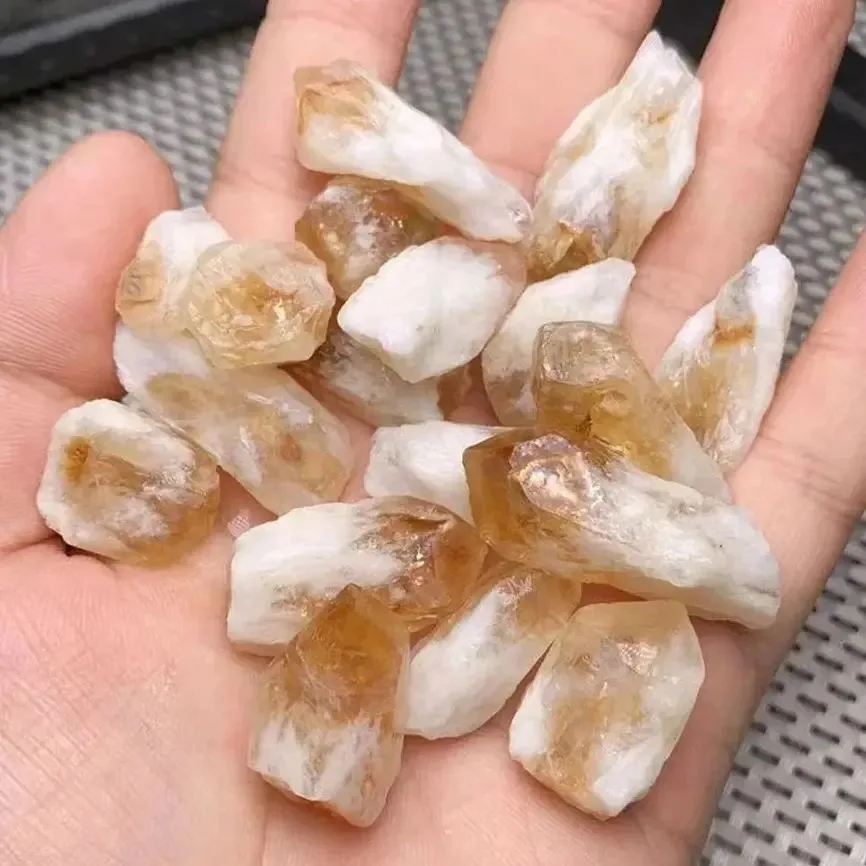 Natürlicher Kristallquarz-Mineralien-Rohstein, rosa Amethyst, Rosenquarz, unregelmäßiger Rohstein, Reiki-Heilung, Heimdekoration