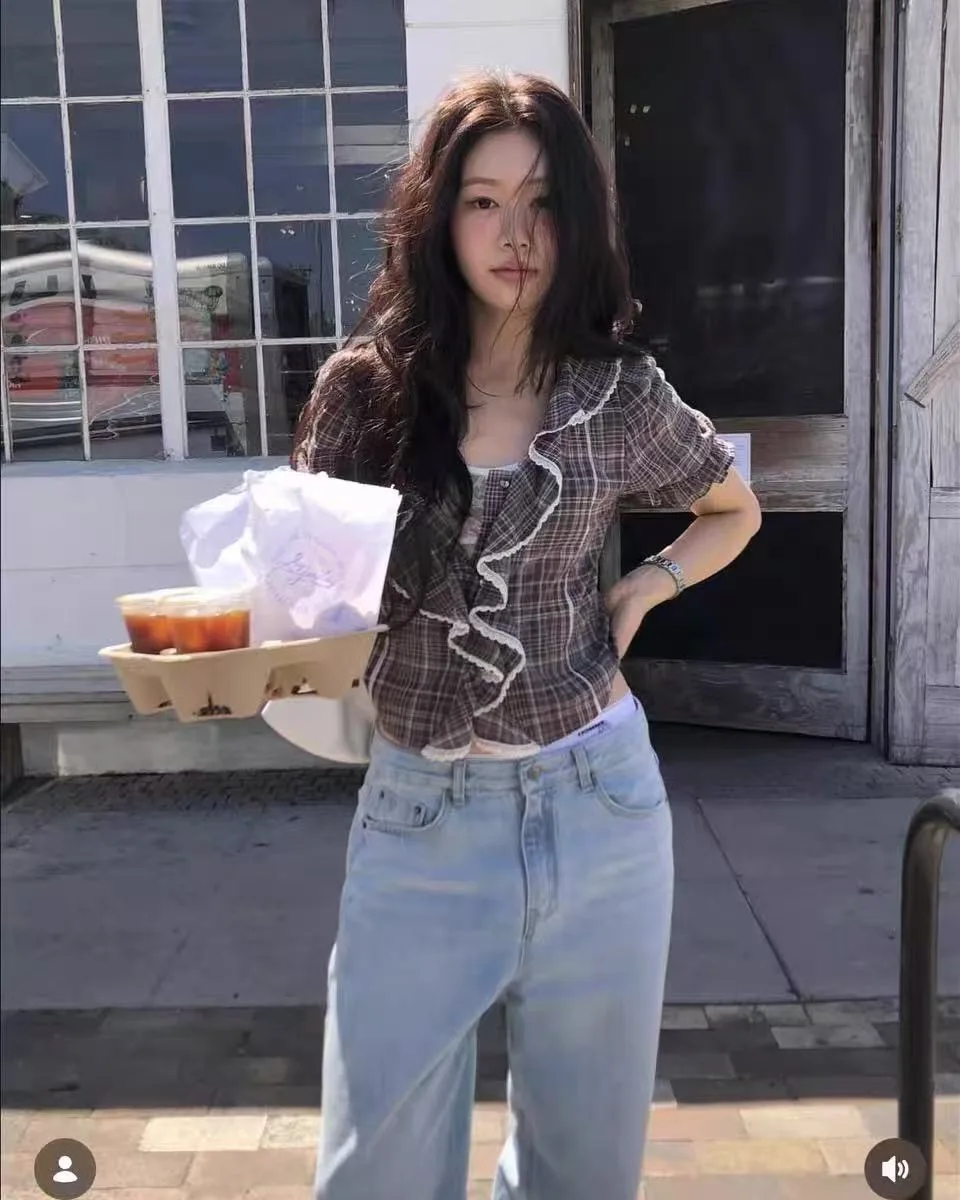 

Preon Retro Plaid Ruffle Sleeve Short Shirt Women's Commute Style Cotton Polyester Blend Short Sleeve V-Neck Breathable Skin-...