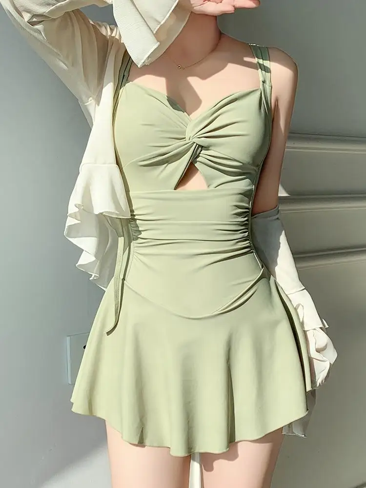 

Новый женский консервативный слитный купальник 2026 года для летнего плавания и термальных источников, купальный костюм для девочек