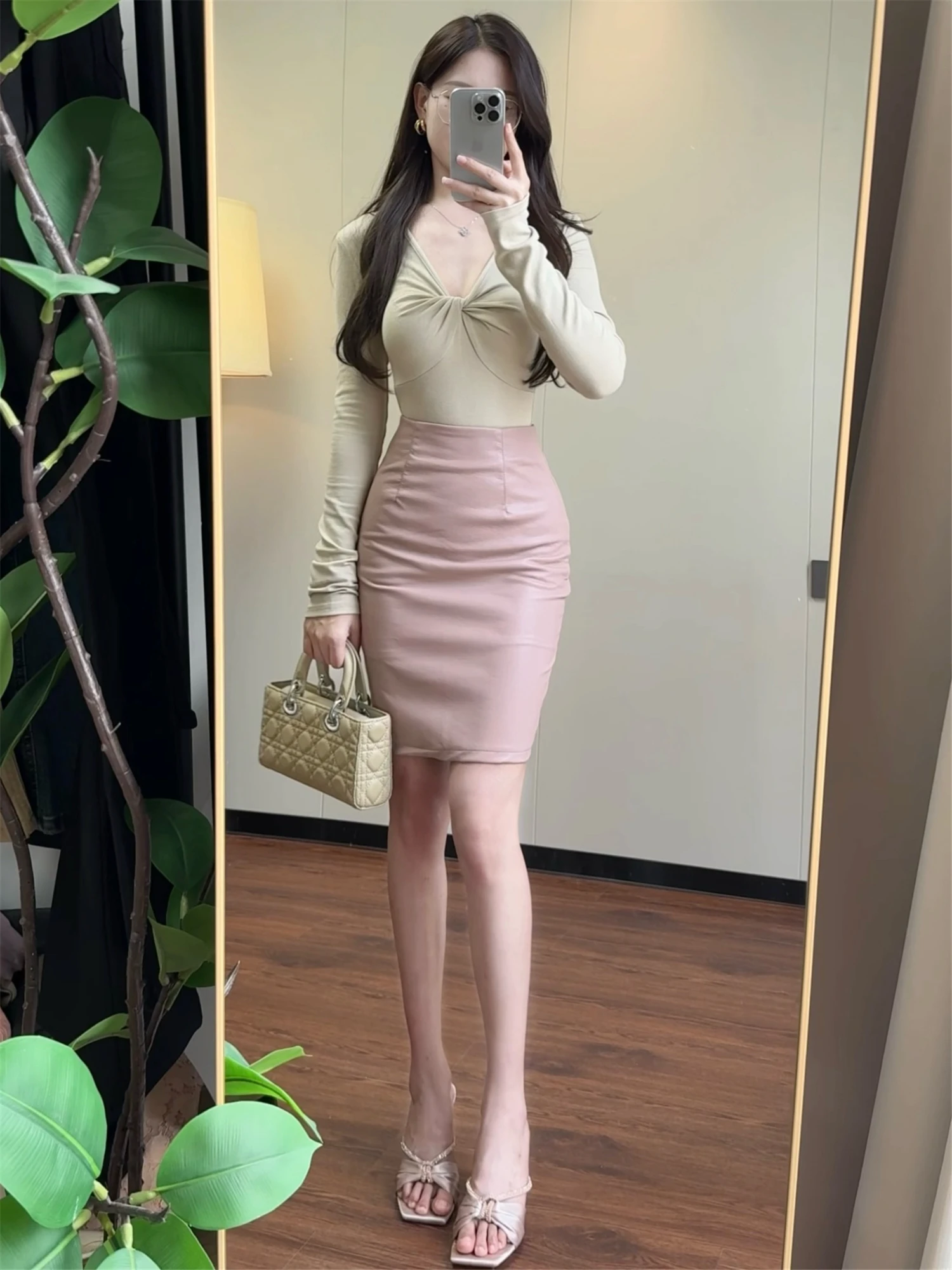 

Женская облегающая футболка с длинным рукавом и V-образным вырезом, базовая модель, сексуальный элегантный топ с отворотом, новинка весна-осень, дышащий хлопок