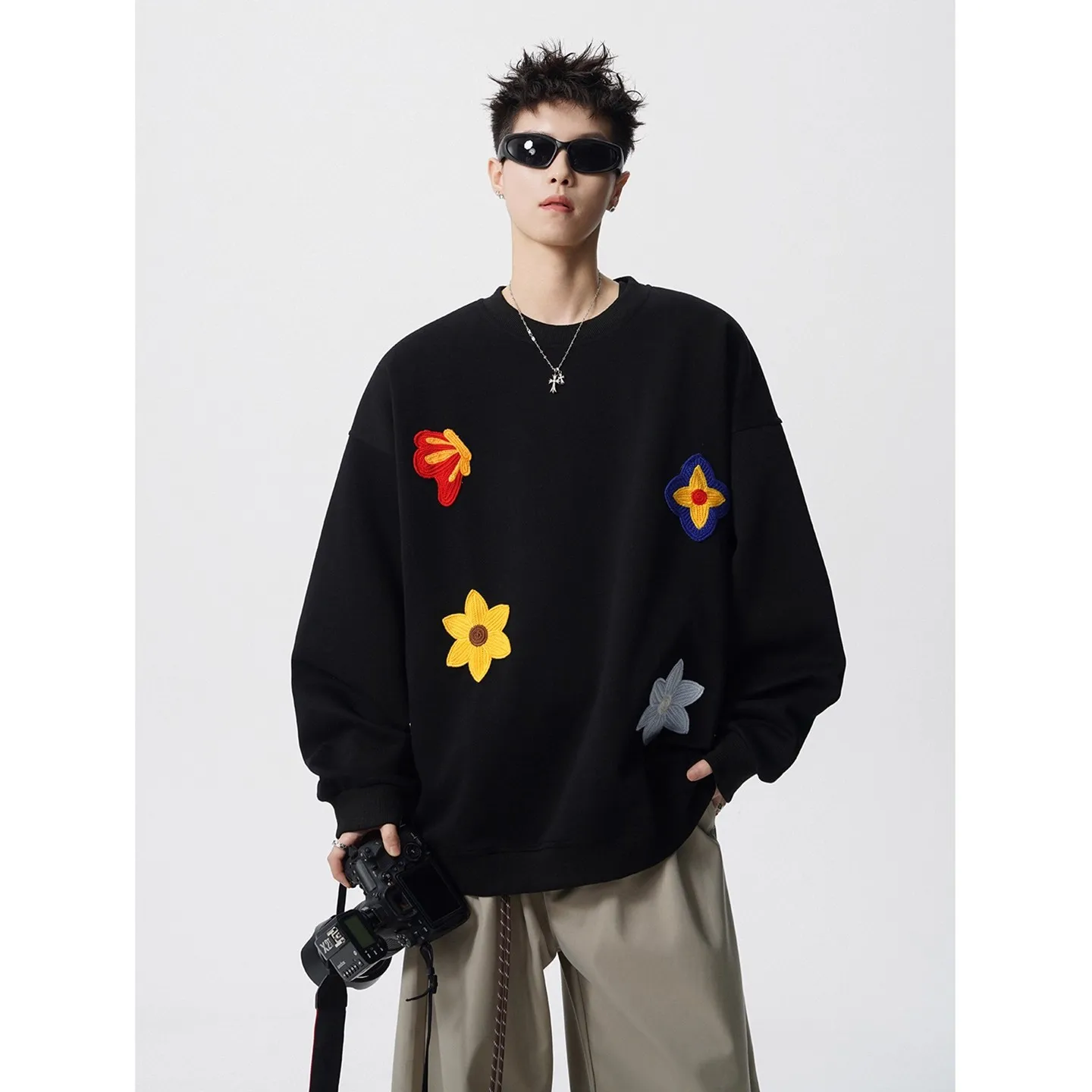 

American floral embroidery heavy black sweater for men and women autumn and winter new loose lazy style pullover sweater top