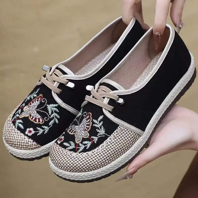 

Женские новые туфли на плоской подошве с вышивкой, весенне-осенние, в этническом стиле, неглубокие, легкие, дышащие, телесного цвета.