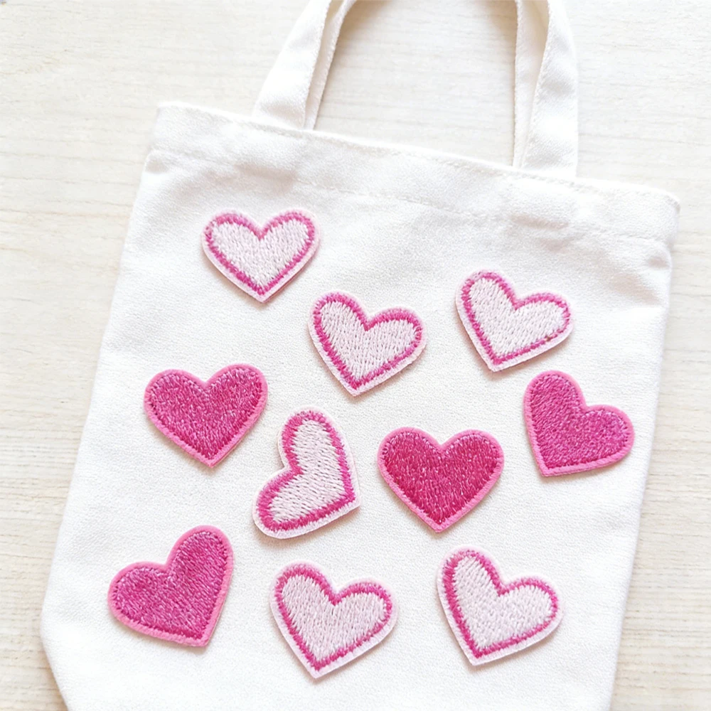 20Pcs Red Heart Embroidery Patch Fabric For Christmas Clothes Bags Hats Festival Decoration Iron On Patches Stickers DIY Repair