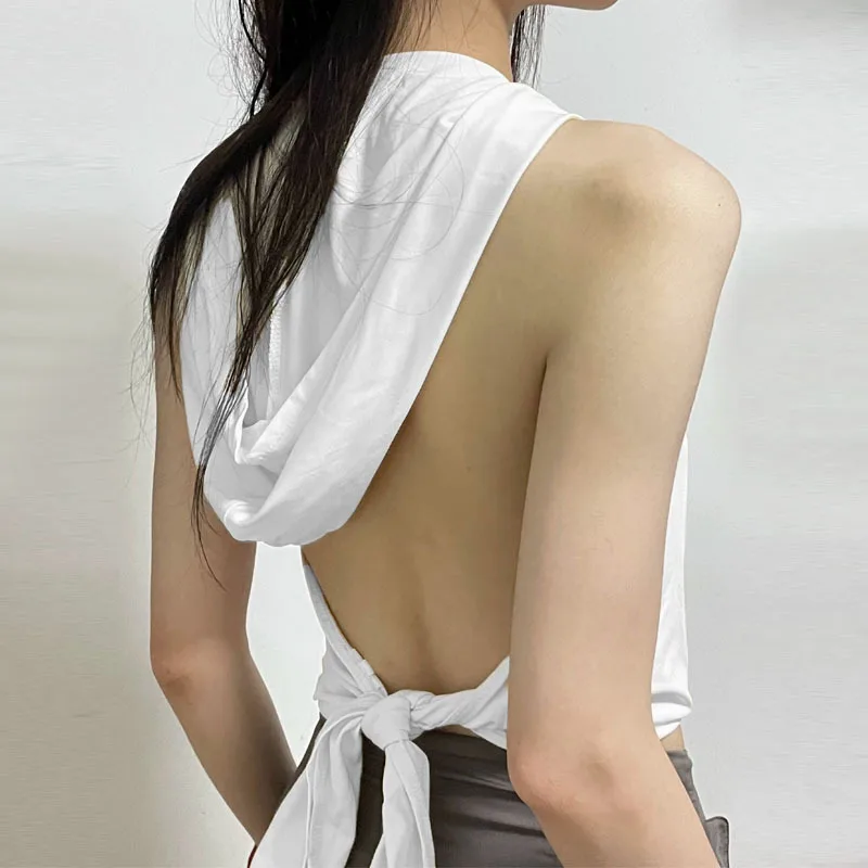 Top Cropped Sexy Sem Costas com Capuz e Gola Estilo Streetwear Moderno Cseta Fena Sem Mangas Design de Decote Redondo ...