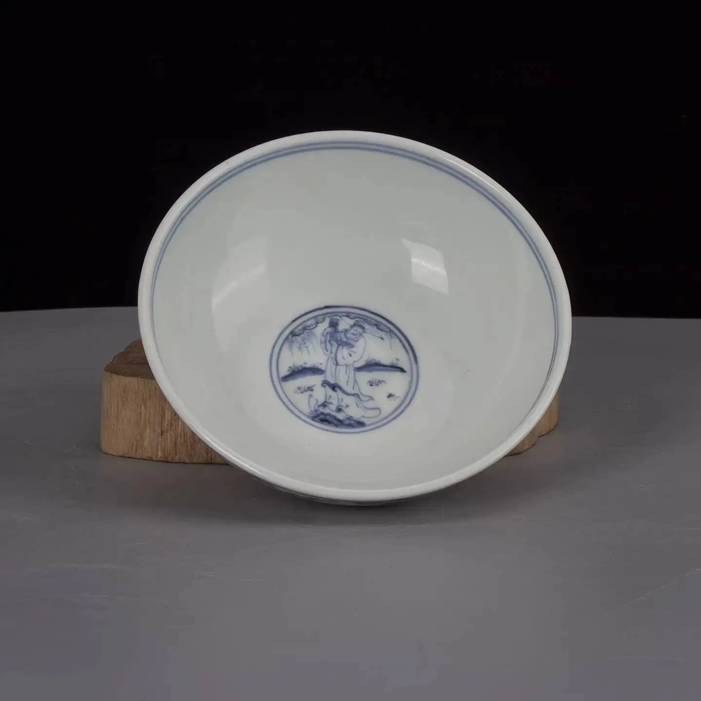 Chinese Ming Dynasty Blue And White Porcelain Bowl With Statue Pattern 6.1Inch