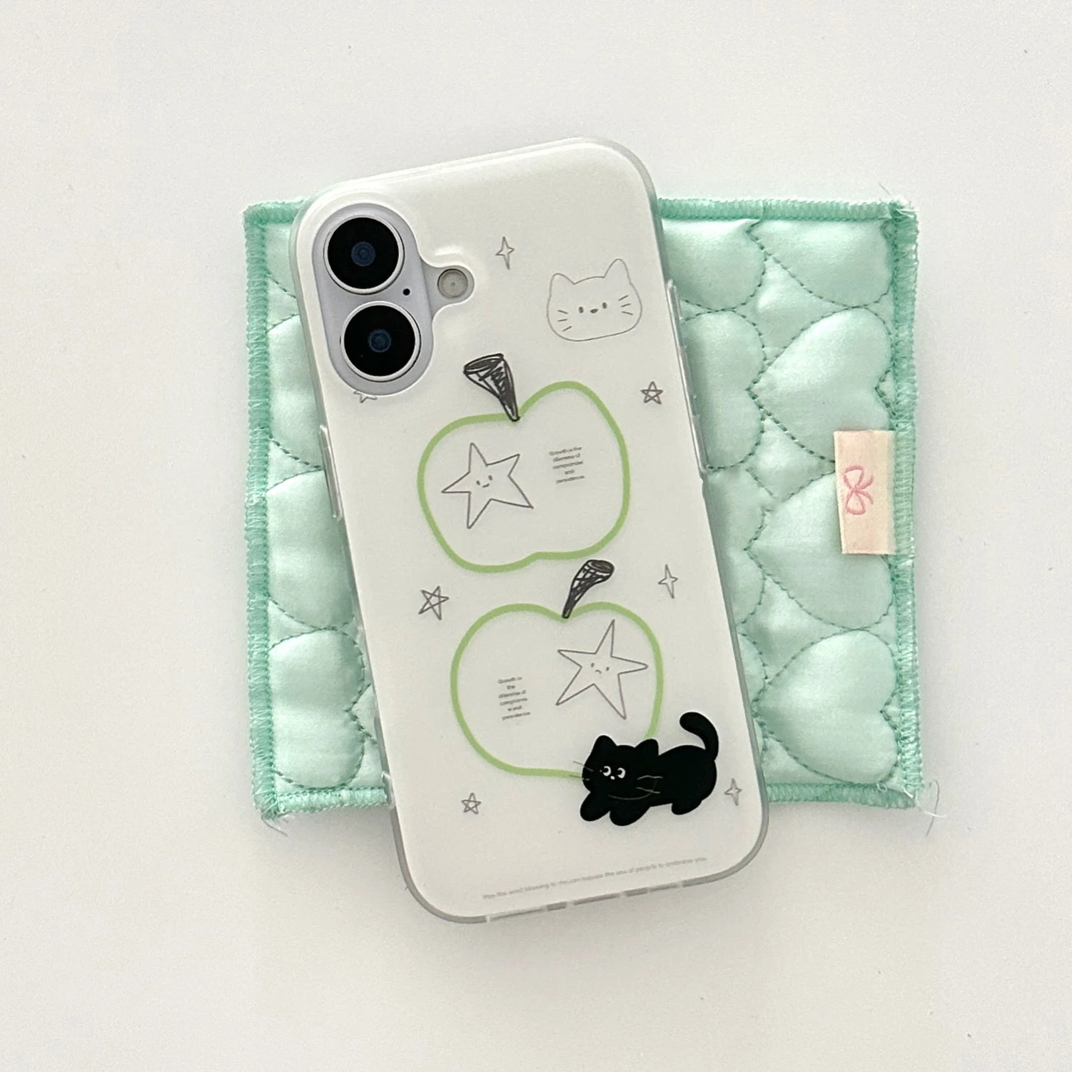 Korean Green Apple Cat Phone Case for Samsung Galaxy A37 A57 A17 A56 A36 A26 A73 A55 A54 A53 A52 A34 A33 A23 A14 5G Back Cover