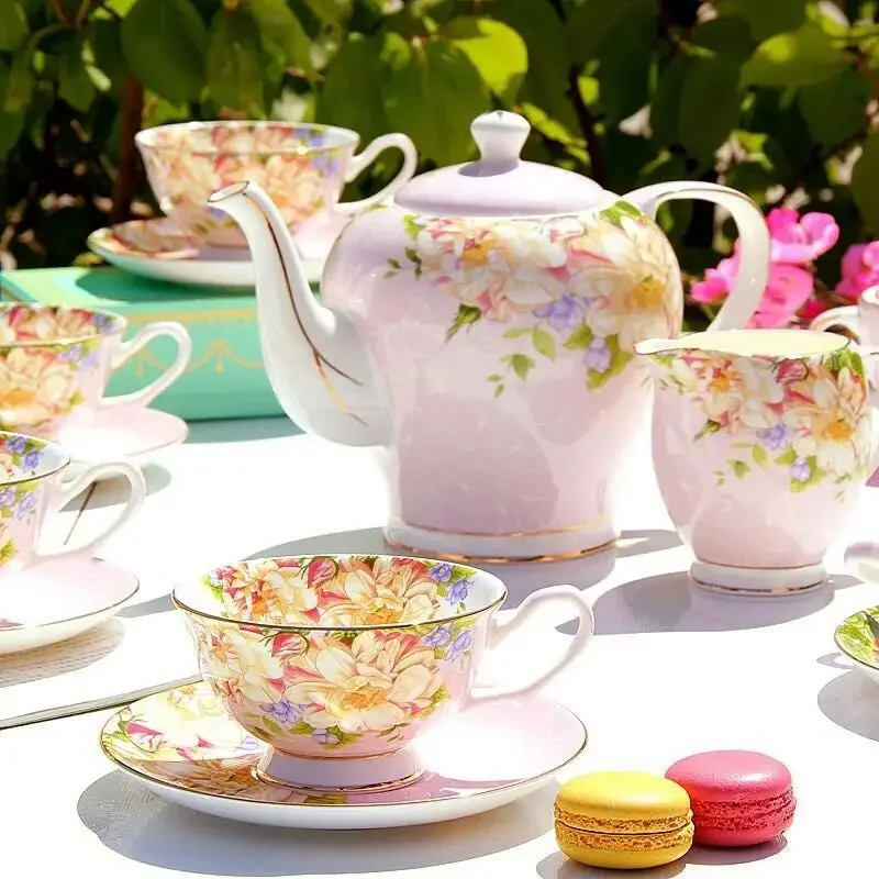 European Ceramic Teaware, for Black Tea, Bone China Coffee Cups and Saucers Set, Household Daily Big Teapot, Fashion Drinkware