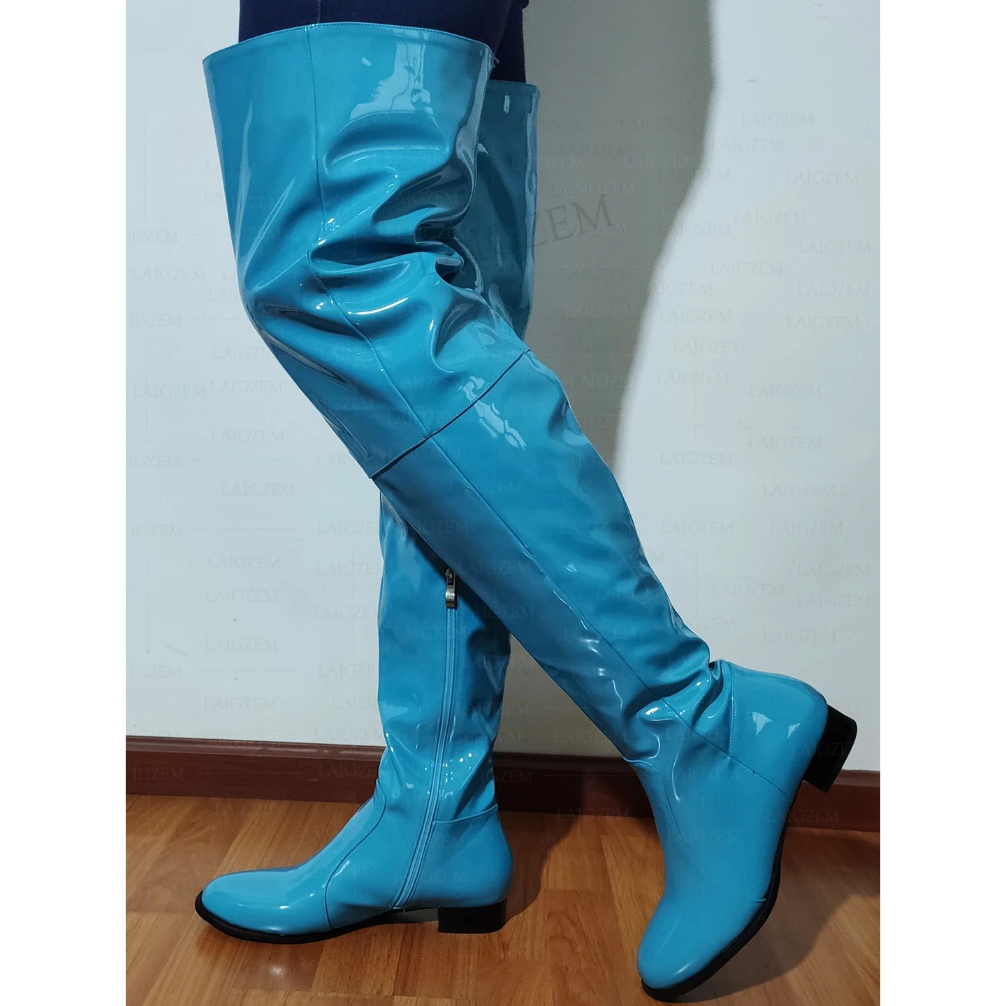 

DOHBANER Women Over High Boots Round Toe Shiny Low Heels Boots Side Zip Female Unisex Comfortable Shoes Woman Big Size 38 40 52