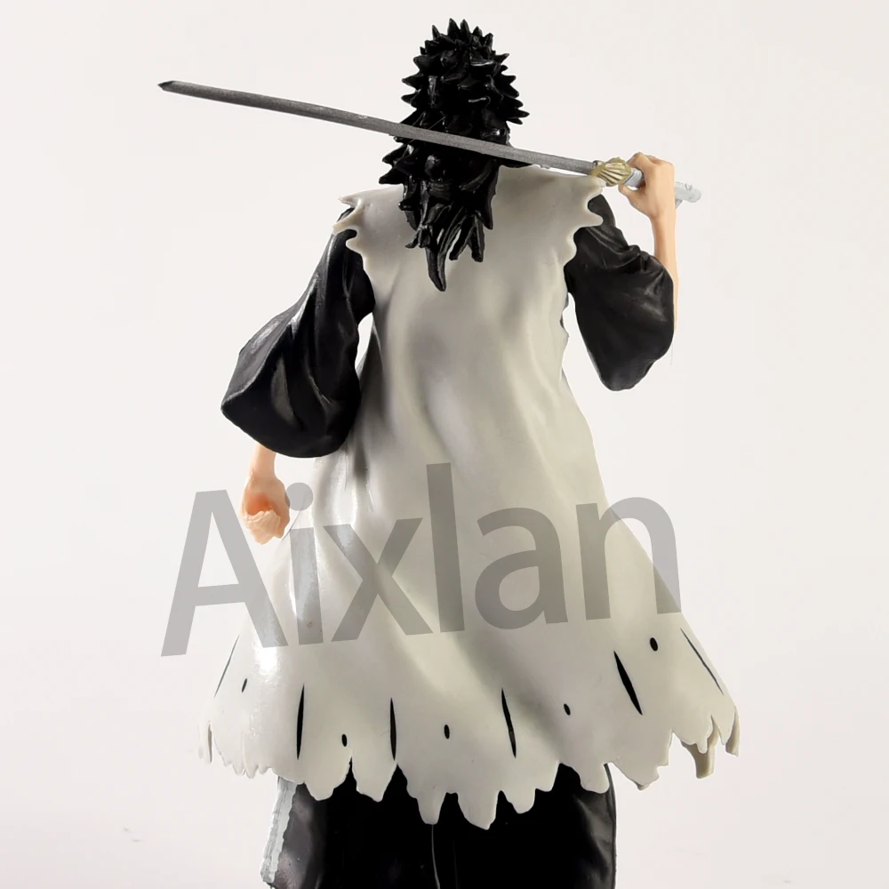 18cm BLEACH Anime Figure Hitsugaya Toushirou Zaraki Kenpachi Kurosaki Ichigo PVC Action Figure Collectible Model Toys Kid Gift