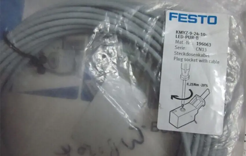 1PC FESTO KMYZ-9-24-10-LED-PUR-B 196063 Connecting Cable New