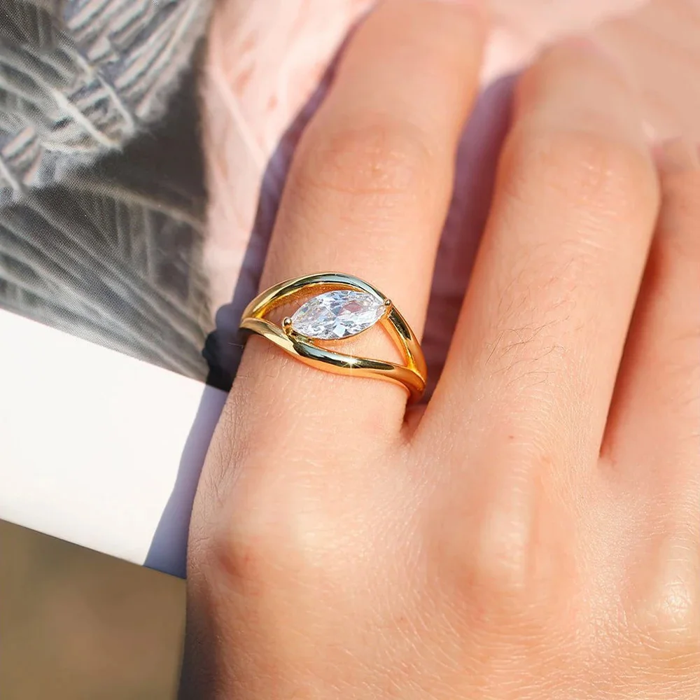 

Serenity 1ct Marquise D Moissanite Rings for Women Gift Solid 925 Silver Sparkling Lab Diamond Horse Eyes Openwork Rings Jewelry