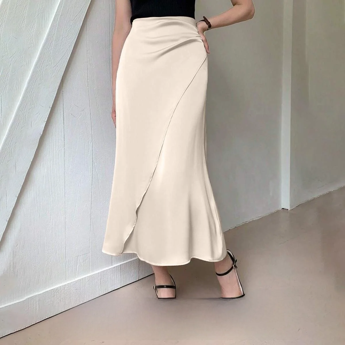 

Элегантная атласная юбка миди с завышенной талией из полиэстера, с вставками, фасон «рыбий хвост», B0039, весна 2025