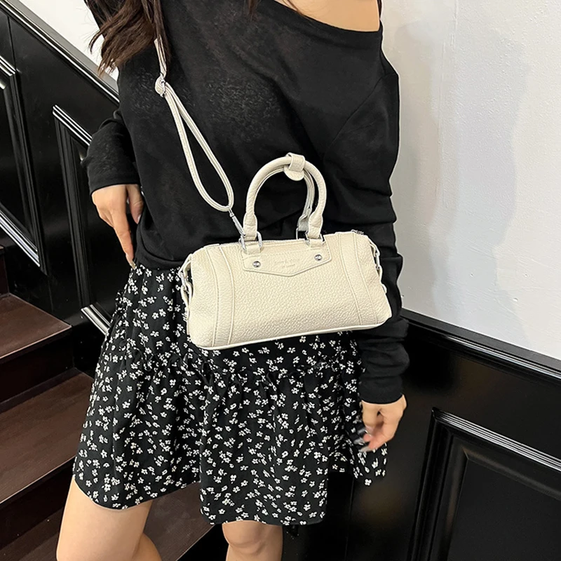 

Solid Color Luxury Design Clutch Bag Synthetic Leather Splicing Women's Handbags French Fashion Retro Simple Cross body Bags