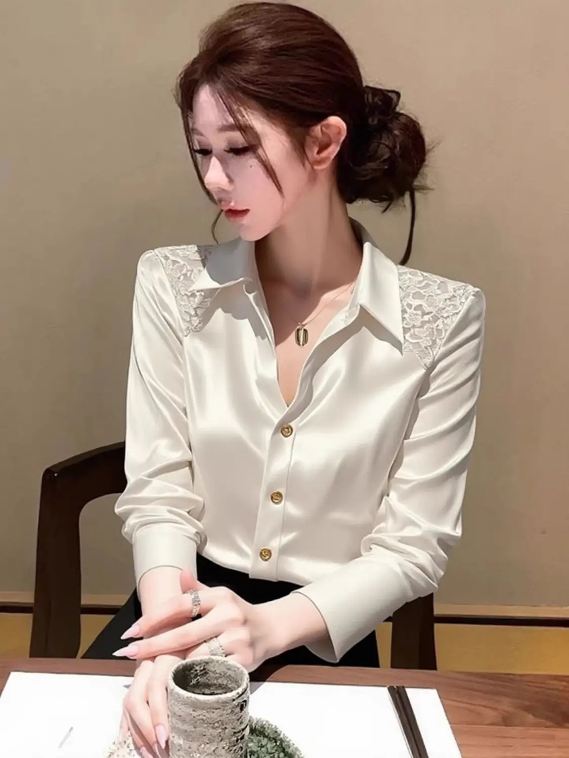 

Ele Lace Splice Long Sve irt Women's Spring Autumn New Sle Commute Versatile Loose Top French Sle Straight Cut