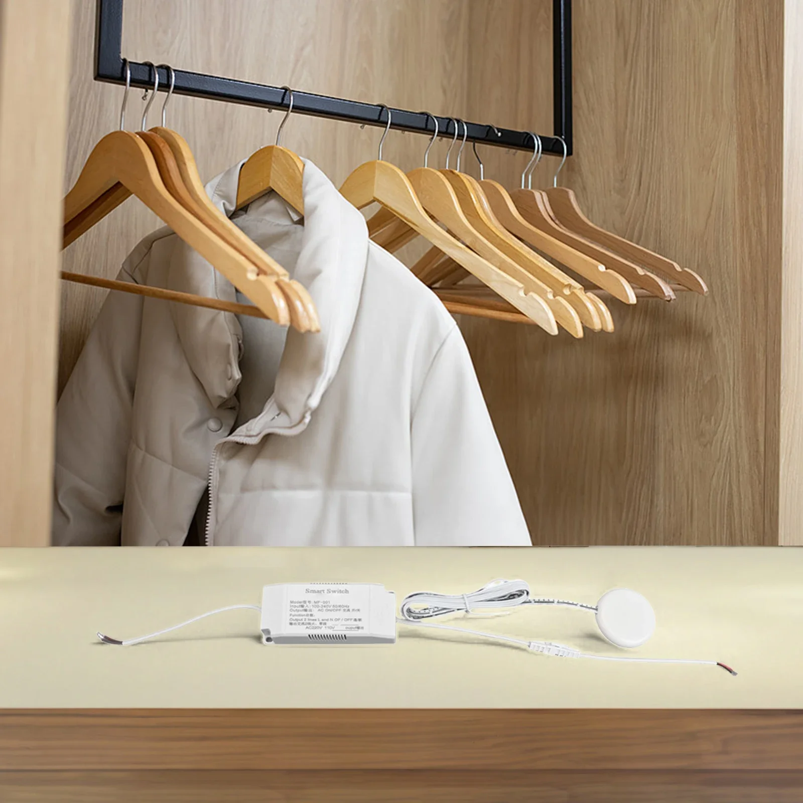 Indoor Lighting Control 95*40*285mm Size Dimmable Switch Robust Load Capacity Sensitive Material Detection For Ambient Lighting