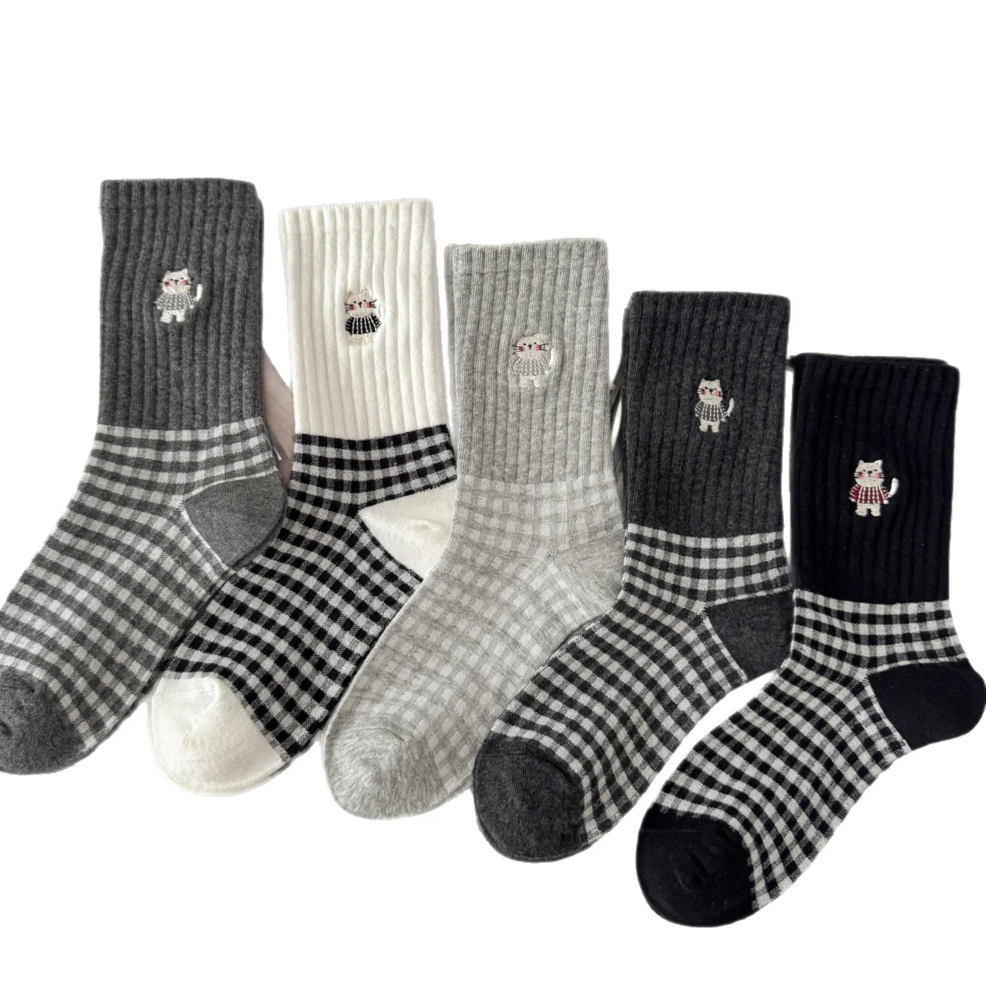 رمادي ريترو أسود أبيض متقلب النمط الياباني لطيف الجوارب الأطفال منتصف أنبوب الخريف الشتاء هريرة الكرتون جوارب قطنية