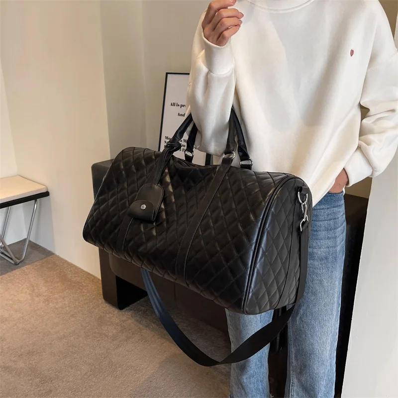 Large Capacity Leather Business Travel Handbag For Women Diamond lattice Design Female Gym Sport Luggage Ladies Duffle Hanbag