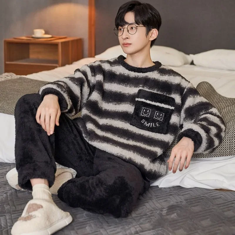 

Men's Coral Fleece Pajamas Winter Long-sleeved Long Pants Thickened and Padded Can Be Worn Men's Facecloth Warm Home Wear Suit