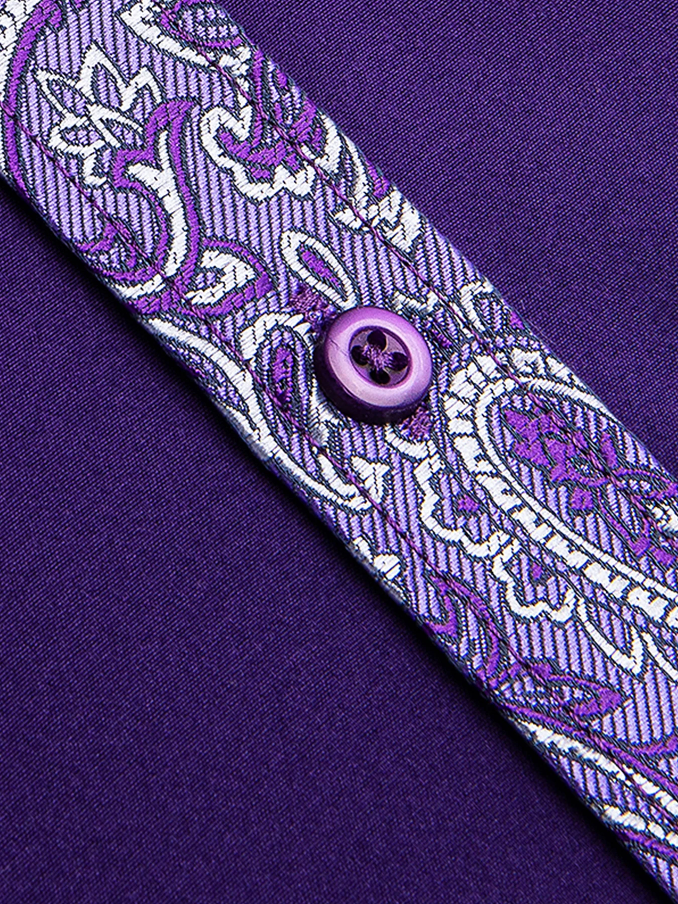 Camicia casual da uomo d'affari alla moda con colletto viola e motivo jacquard paisley, adatta per gite e feste casual