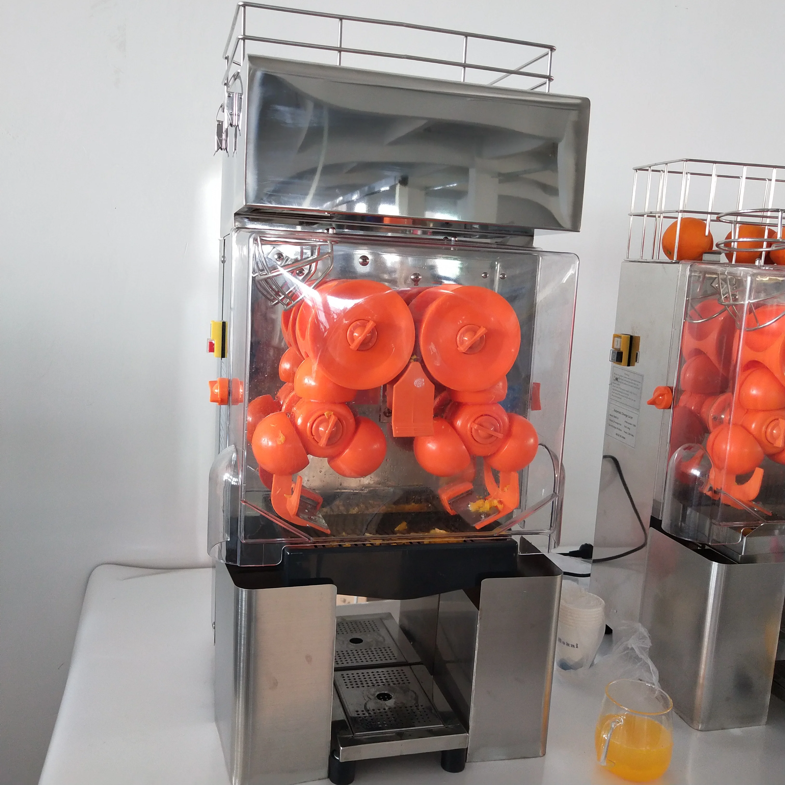 Fresh Fruit Orange Juicer Lemon Juice Machine Automatic Orange Juice Extractor Machine