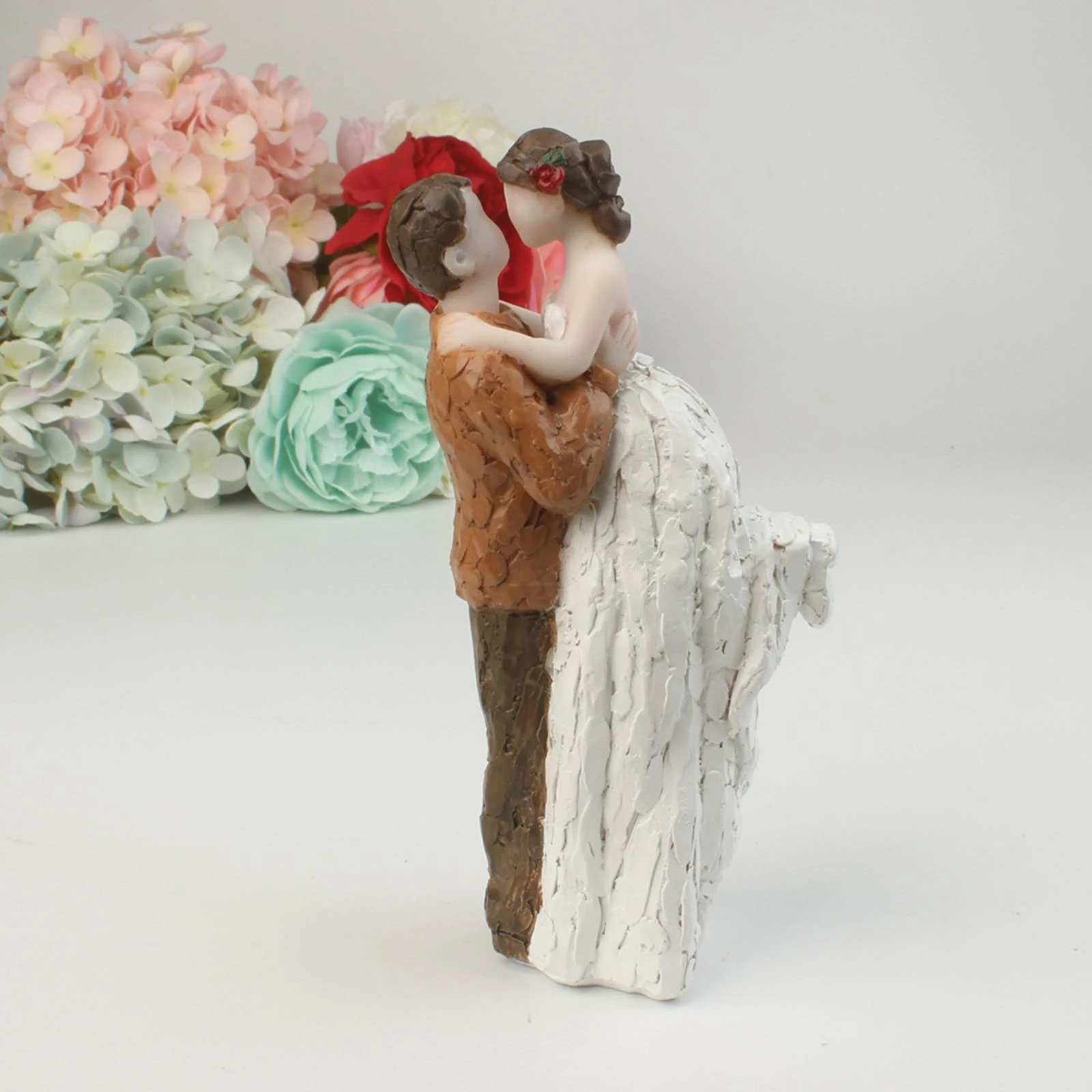 Wedding Cake Topper Hand-Painted Bride and Groom Figurine Wedding Figurine Textured Bride and Groom Statue Handmade