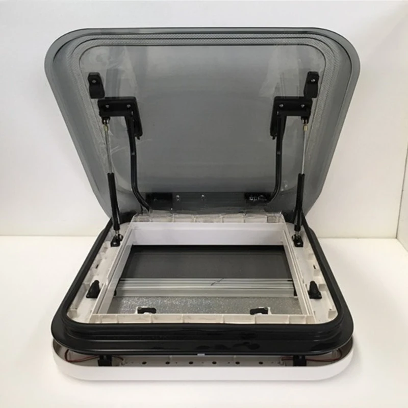 Accessories: Aluminum alloy sunroof with screen blackout curtain, LED ceiling window, suitable for trailers, RVs, RVs, and RVs