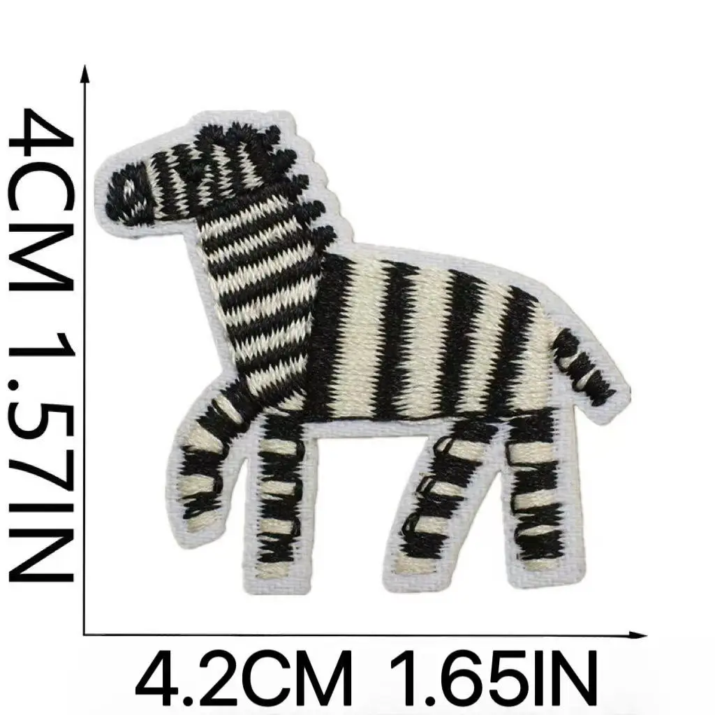 แพทช์ปักลายสัตว์ป่าเขตร้อน 12 ชิ้น – ลายสิงโต จระเข้ ยีราฟ ช้าง ม้าลาย สำหรับติดเสื้อผ้า กระเป๋า DIY