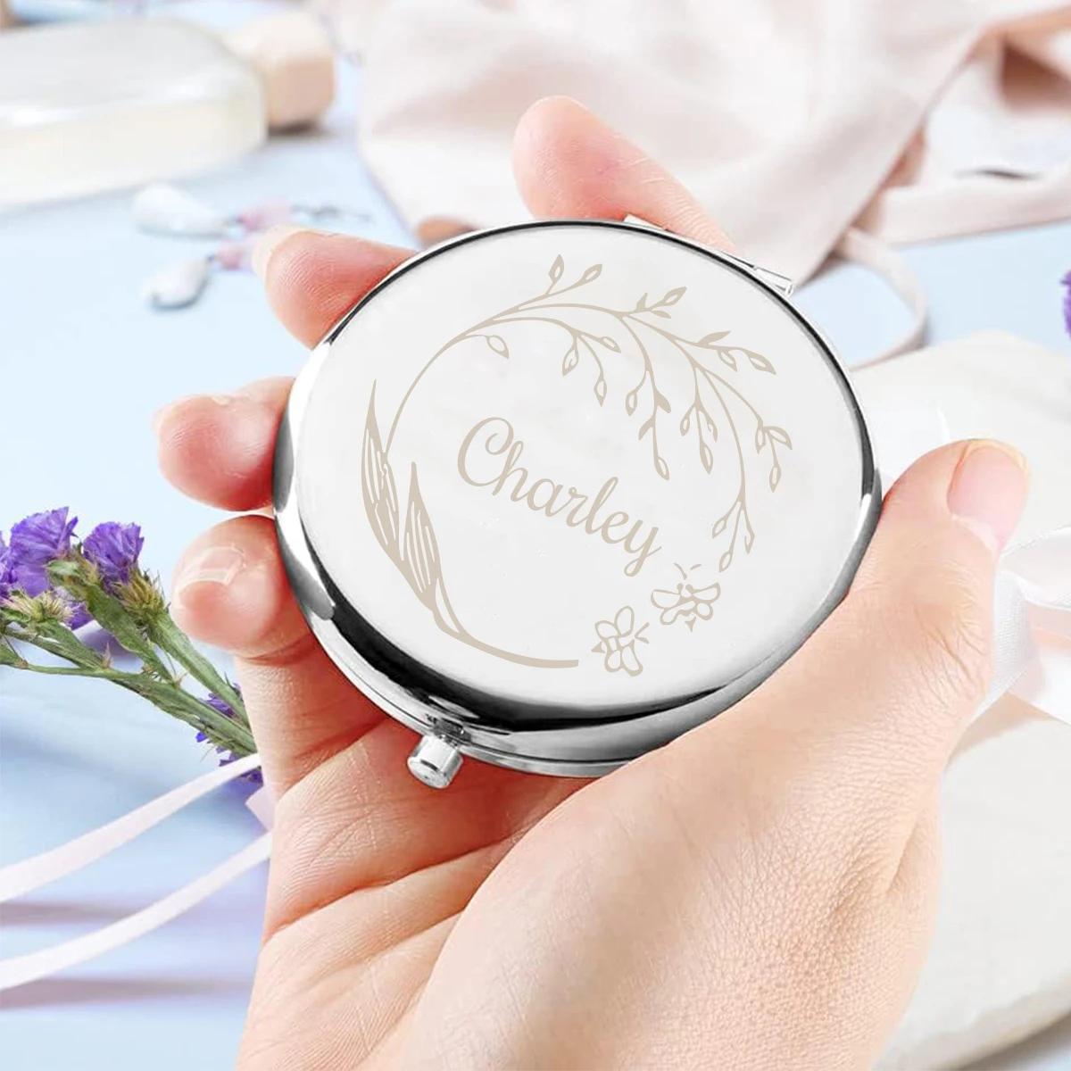 1PC Kreative Blumen Kranz Benutzerdefinierte Name Gravur Make-Up Spiegel Taufe Souvenir