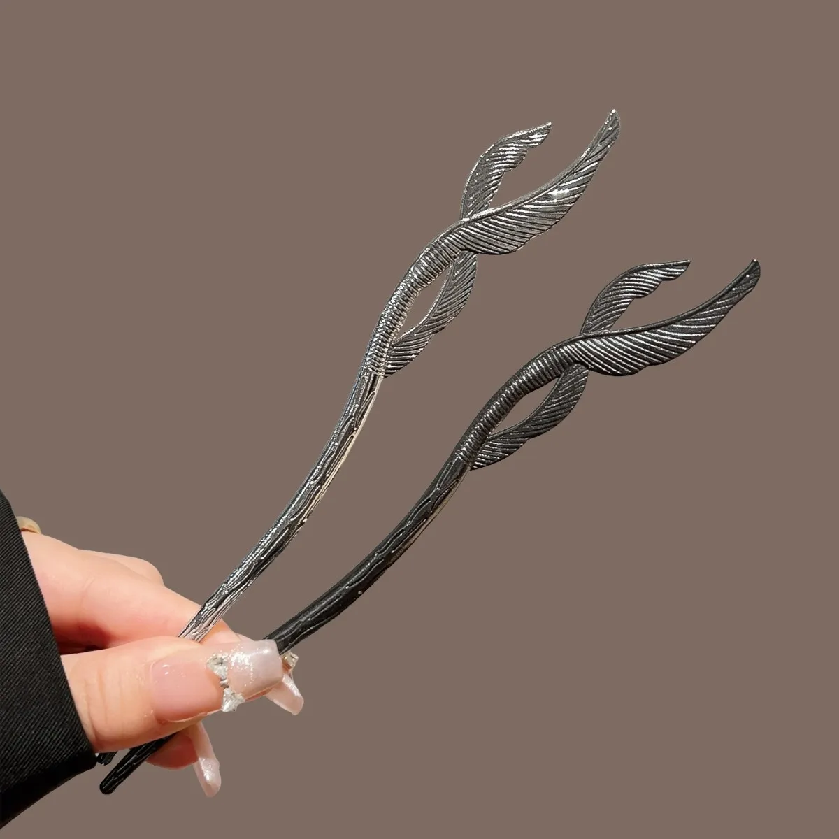 

Chinese Style Swallow Tail Hairpin Women Hair Clips Simple Metal Ponytail Hairpin Hair Stick Headdress Hair Accessories Gift