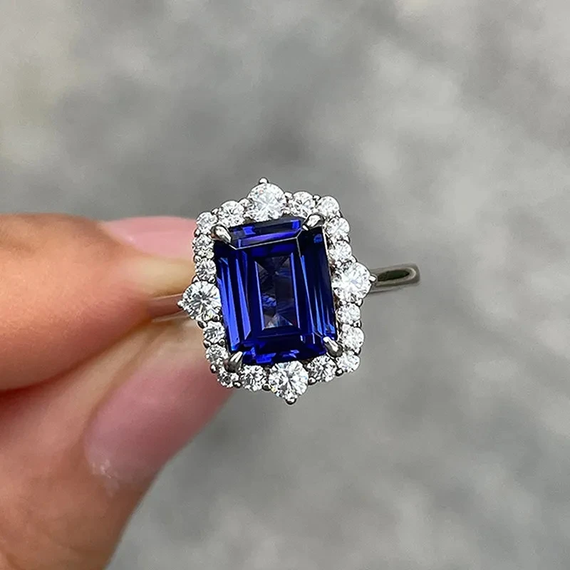 Huitan Noble Women Blue Cubic Zirconia Rings Luxury Accessories for Wedding Anniversary Party Silver Color Modern Trendy Jewelry