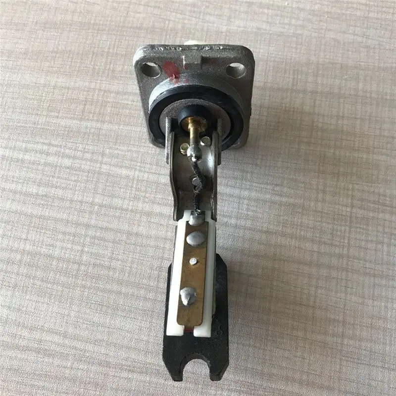 Compatible Engine Oil Level Sensor for 89491-26170 8949126170
