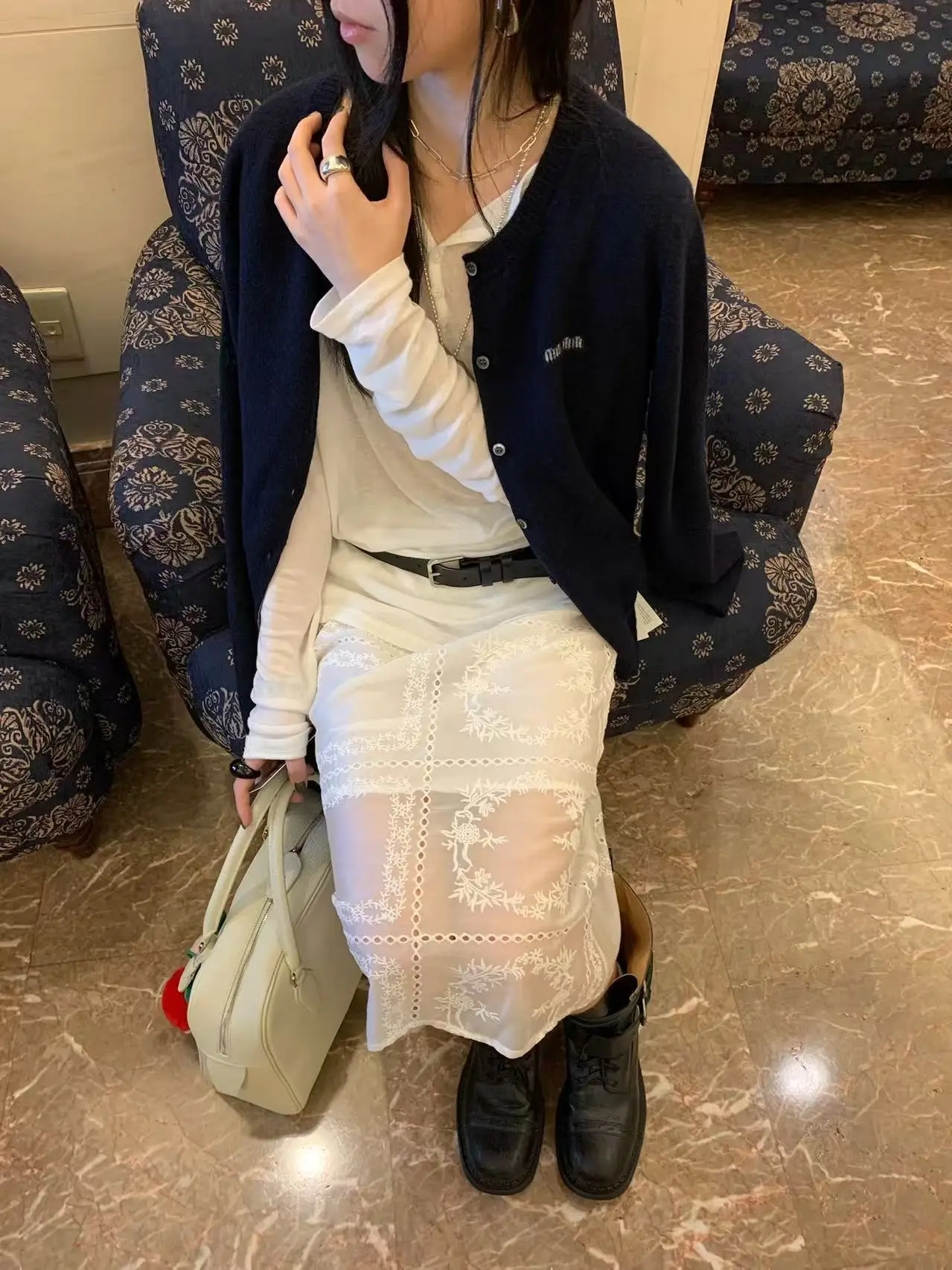 

Women's Knitted Cardigan Pure Color Letter Embroidery Full Wool Slimming Autumn Faion Versatile Button up Long Sve Sweater