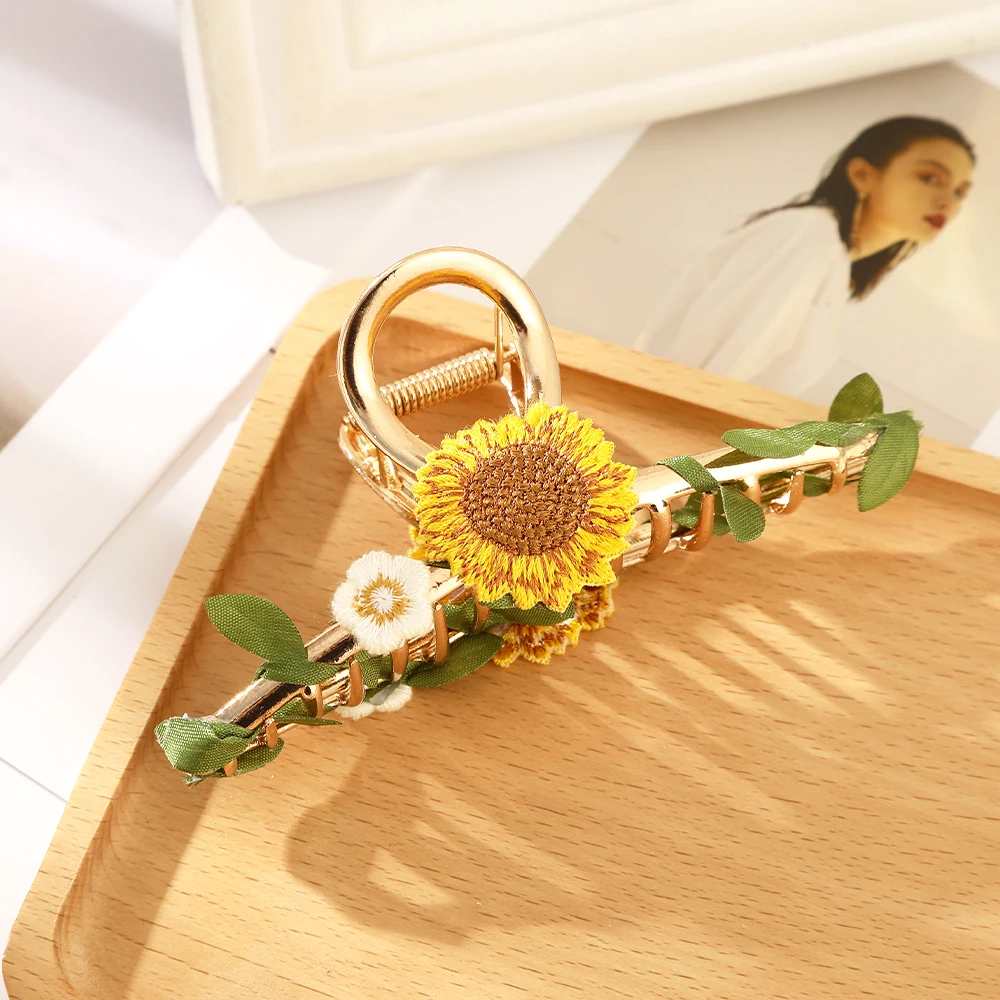 Sunflowers Hair Claw Hairpin New Vine Stripes Hair Clips Women Ponytail Hair Accessories Summer Fashion Hair Crab