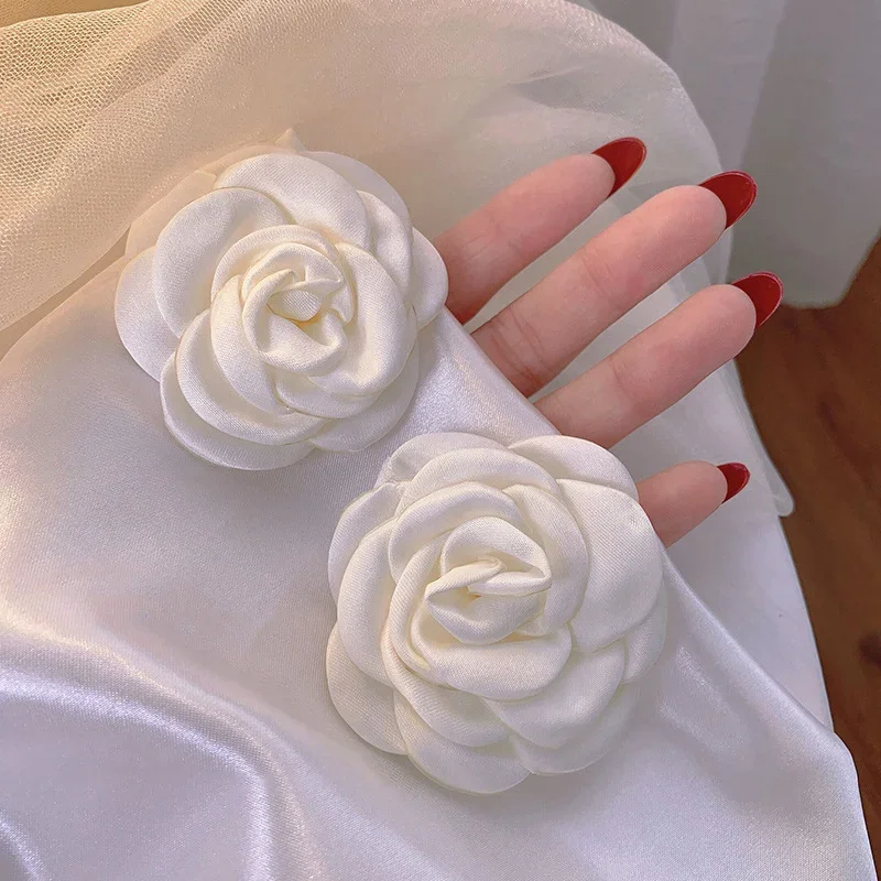 White Camellia Rose Hairpins Retro Brooch Flower Disc Hairclips Fabric Hair Clow Wedding Hair Bow Headwear Fashion Accessories