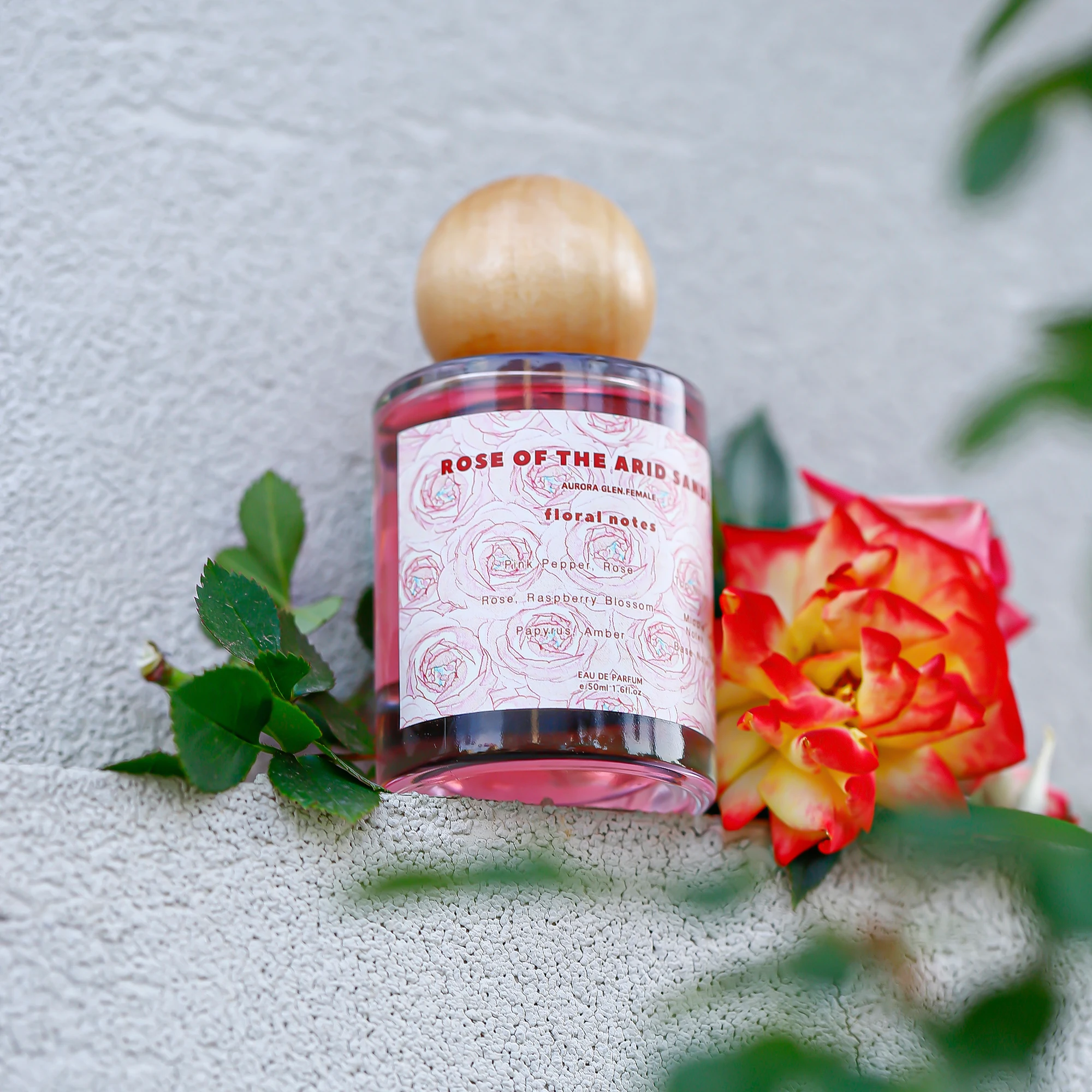 Eau de parfum wasteland rose voor dames met roze peper en amber_voghion.com