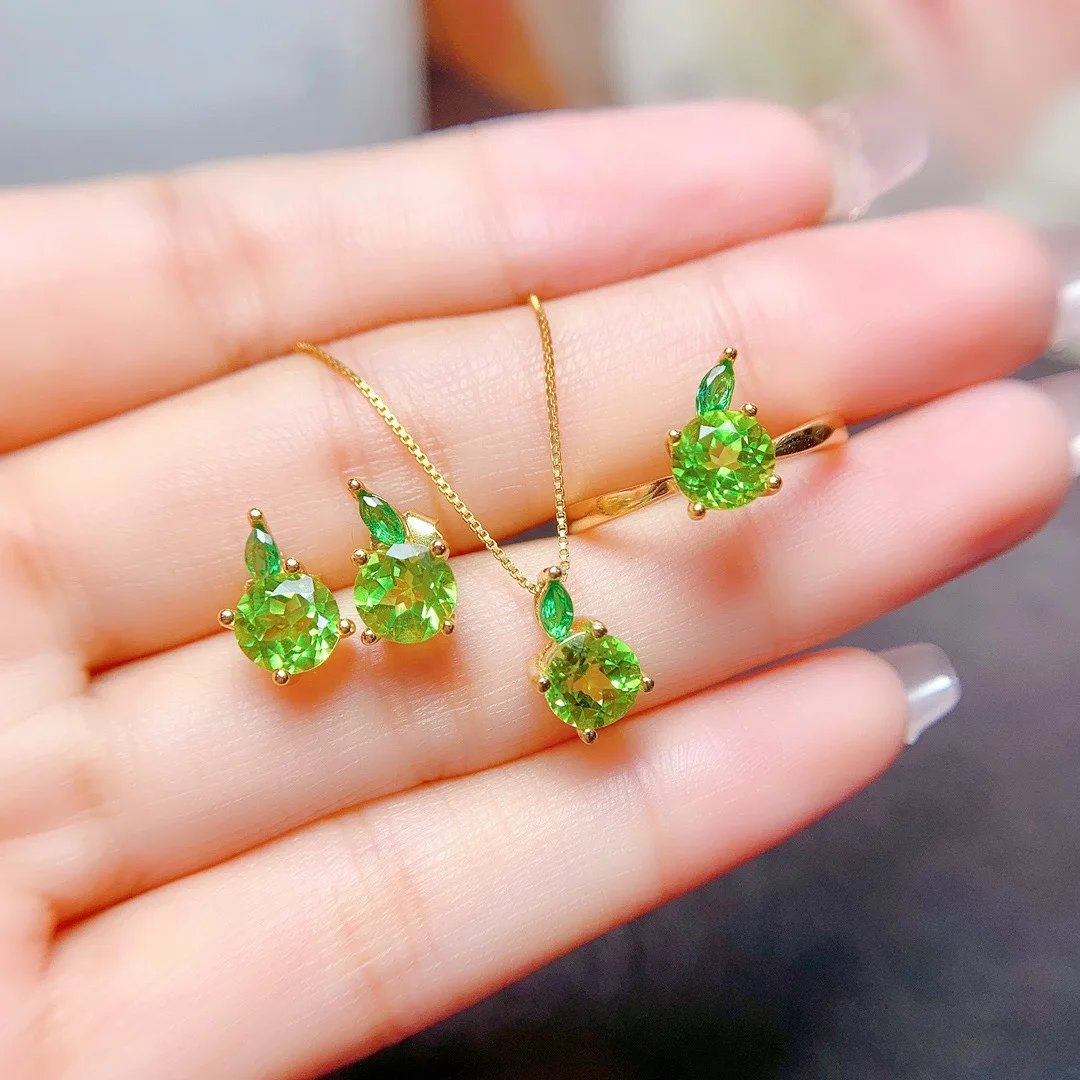 

DIY accessories Live broadcast of the new Little Apple fresh and delicate set, yellow diamond ring, green diamond stud earrings,