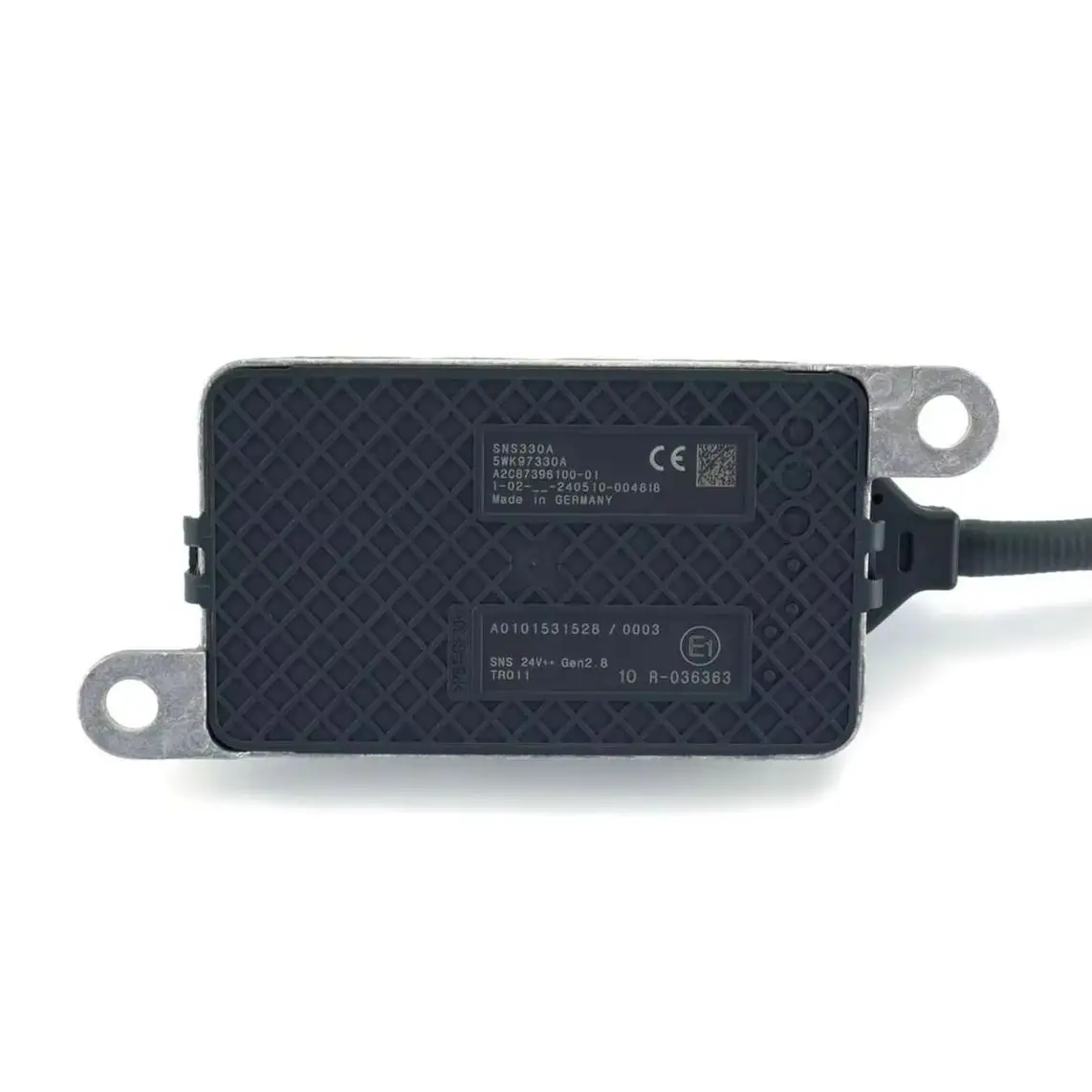 5WK97330A 5WK9 7330A A0101531528 A 010 153 15 28 Nitrogen Oxygen Sensor For Mercedes Benz Truck ATEGO 3 TOURO ACTROS ECONIC